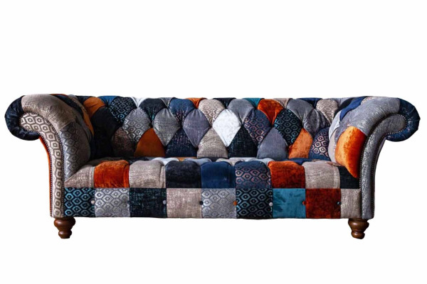 Designer-Dreisitzer-Sofa im Chesterfield-Stil mit luxuriösen Mustern