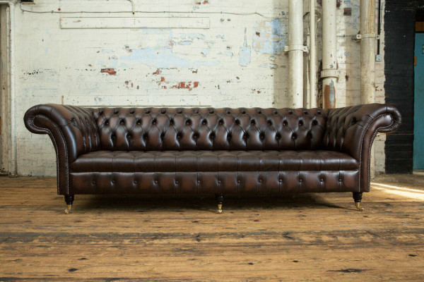 Klassische Chesterfield Leder Polster Luxus Sofa Design Couch Sofas 4 Sitzer Neu