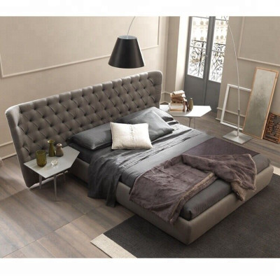 Großes Chesterfield Luxus Doppelbett Designer Schlafzimmer Möbel