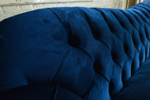 Design Sofa 4 Sitzer Couch Textil Polster Blau Klassische Sofas Chesterfield Neu